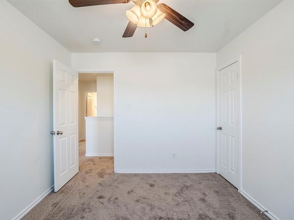 644  Mission Lane , Lancaster Texas 75146