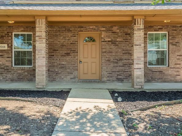 644  Mission Lane , Lancaster Texas 75146
