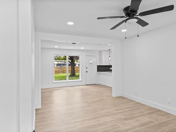 1007 N Cottonwood Drive , Richardson Texas 75080