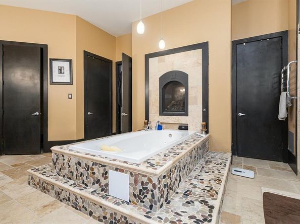 1031  Mallard Pointe Drive , Grand Prairie Texas 75104
