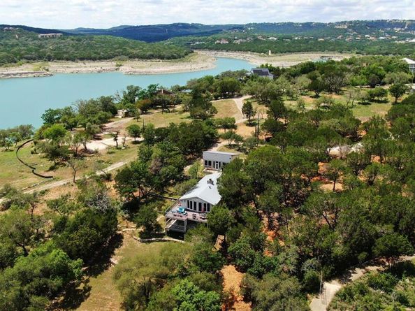 8101  Sharon Road , Austin Texas 78641