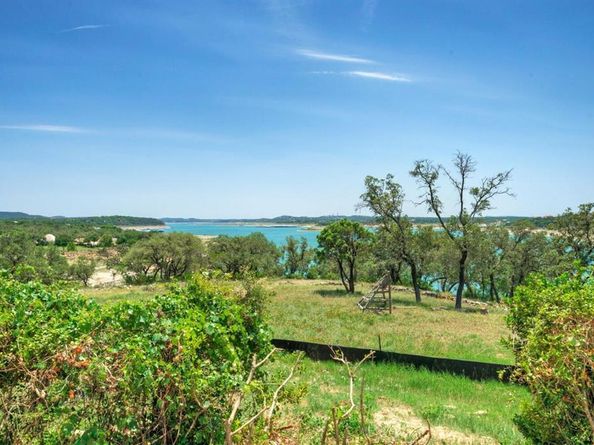 8101  Sharon Road , Austin Texas 78641