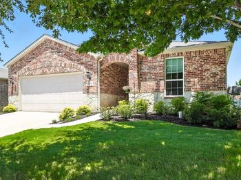 2528  Oyster Bay Drive 