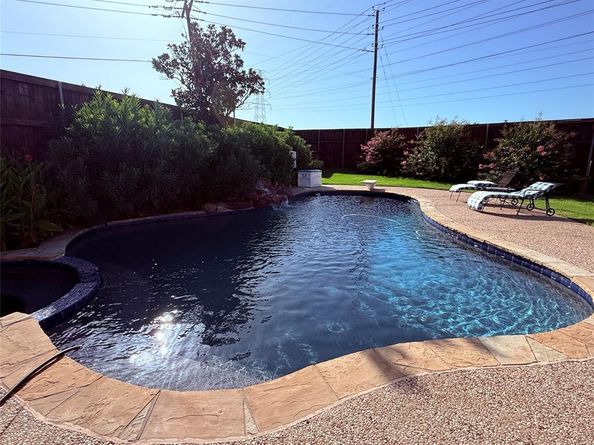 2632  Waterford Way , Carrollton Texas 75006