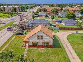 10203  Glen Vista Drive 