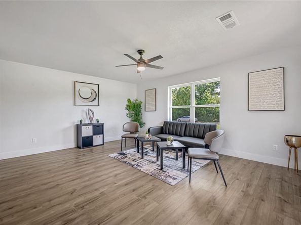 10203  Glen Vista Drive , Dallas Texas 75217