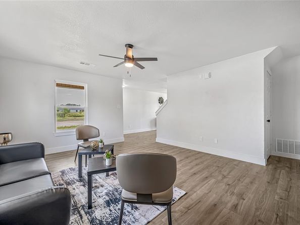10203  Glen Vista Drive , Dallas Texas 75217