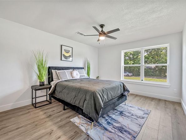 10203  Glen Vista Drive , Dallas Texas 75217
