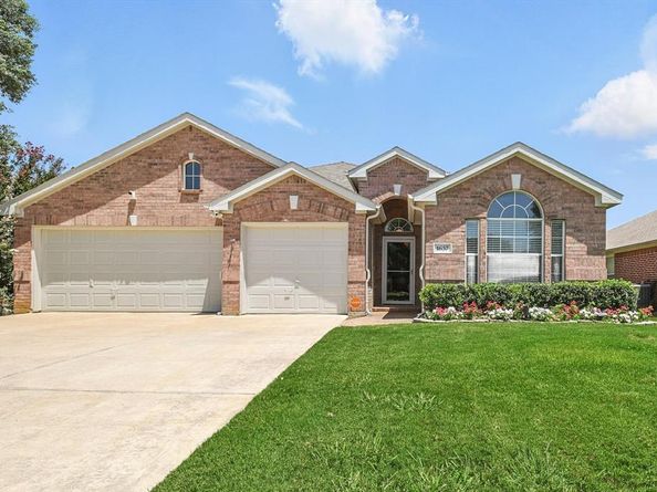 1637  Nightingale Lane , Corinth Texas 76210