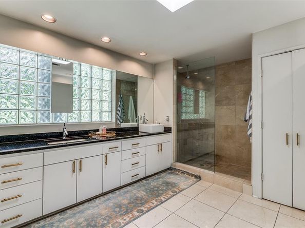 4134  Travis Street  1, Dallas Texas 75204