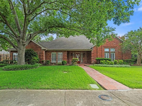 7032  Halprin Street , Dallas Texas 75252