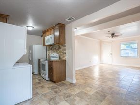 1109  Colvin Street , Fort Worth Texas 76104