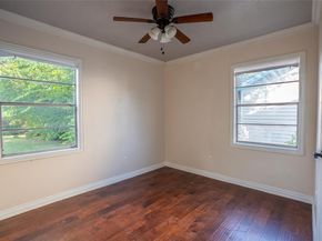 1109  Colvin Street , Fort Worth Texas 76104