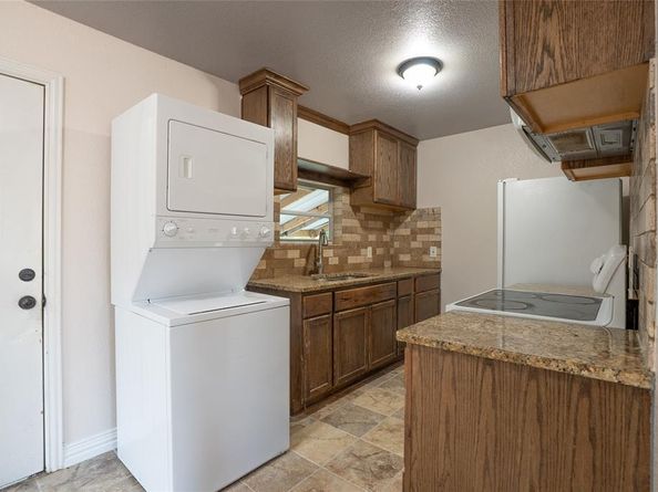 1109  Colvin Street , Fort Worth Texas 76104