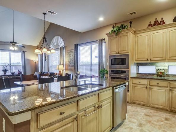 2005  Loma Alta Drive , Irving Texas 75063