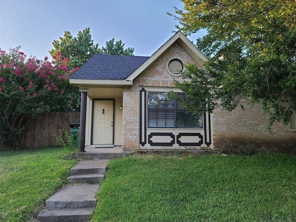 2423  Limestone Drive , Arlington Texas 76014