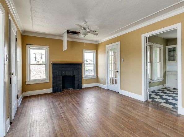 5832  Live Oak Street , Dallas Texas 75214