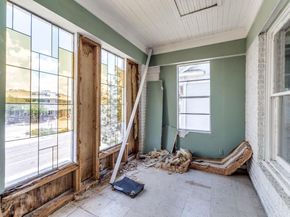 5832  Live Oak Street , Dallas Texas 75214
