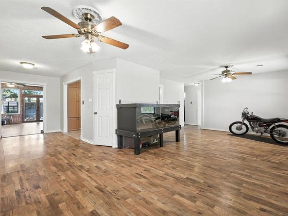 2223  Dennis Street , Irving Texas 75062