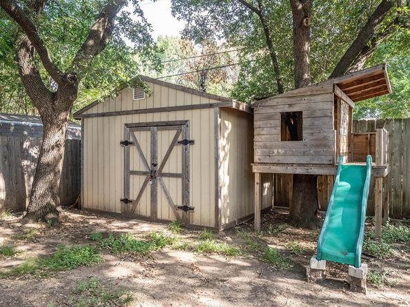 1807  Dewitt Street , Irving Texas 75062