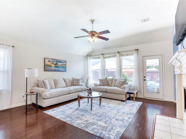 3929  Harbor Drive , The Colony Texas 75056