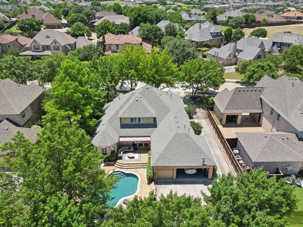 2605  Queen Elizabeth Boulevard , Lewisville Texas 75056