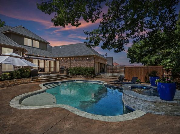 2605  Queen Elizabeth Boulevard , Lewisville Texas 75056