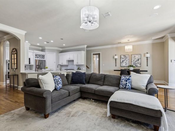 2605  Queen Elizabeth Boulevard , Lewisville Texas 75056