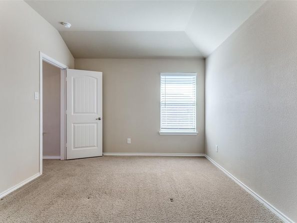 5212  Sugarcane Lane , Fort Worth Texas 76179