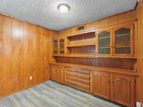 6330  Autumn Woods Trail , Dallas Texas 75232
