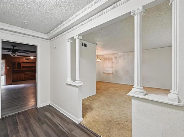 6330  Autumn Woods Trail , Dallas Texas 75232