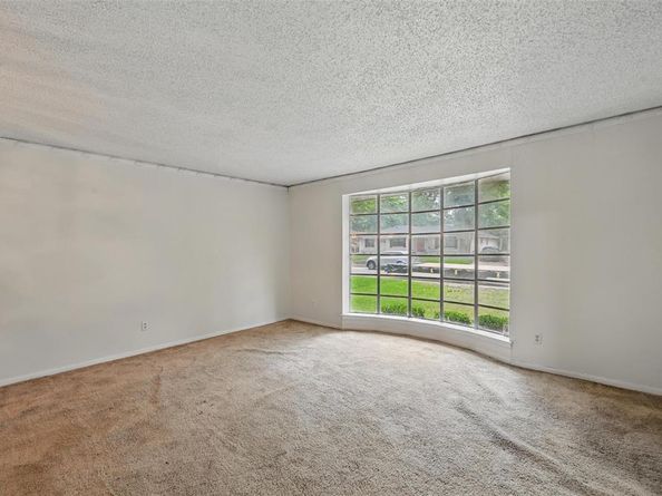 6330  Autumn Woods Trail , Dallas Texas 75232