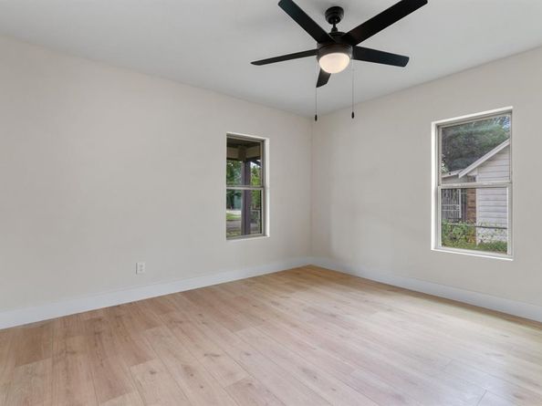 1404 E Baltimore Avenue , Fort Worth Texas 76104