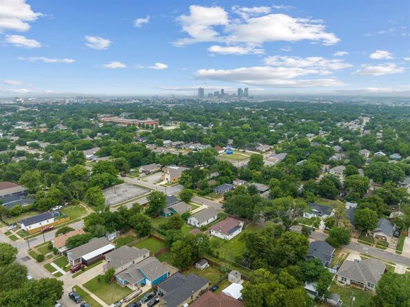 1404 E Baltimore Avenue , Fort Worth Texas 76104