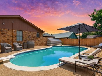 2813  Woodlark Drive 