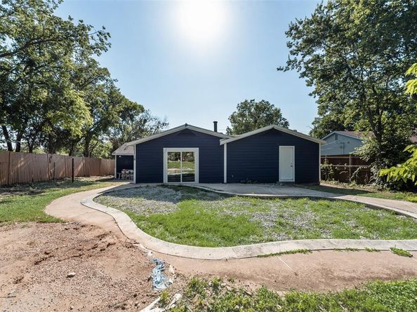 1822  Roberts Cut Off Road , Fort Worth Texas 76114