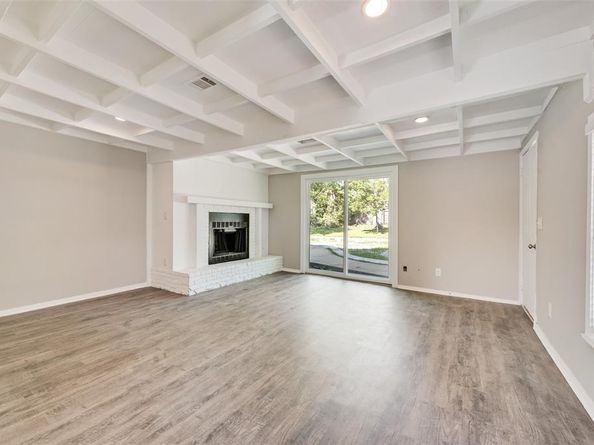 1822  Roberts Cut Off Road , Fort Worth Texas 76114