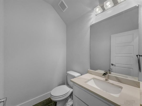 5635  Philip Avenue , Dallas Texas 75223