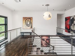 5811  Meletio Lane , Dallas Texas 75230
