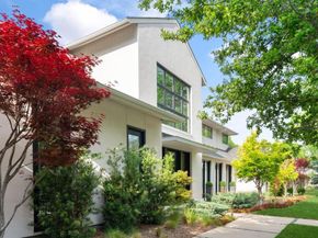 5811  Meletio Lane , Dallas Texas 75230