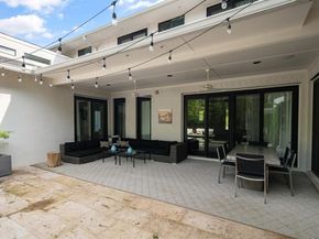 5811  Meletio Lane , Dallas Texas 75230