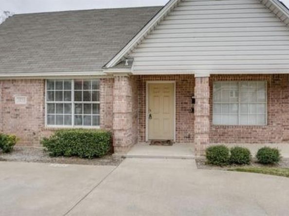 3233 S Univ. Drive , Fort Worth Texas 76109