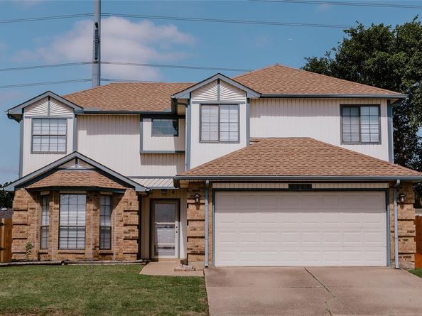 5114  Creek Valley Drive , Arlington Texas 76018