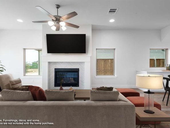 526  Callum Parkway , Celina Texas 75009