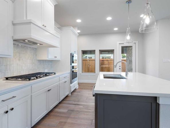 526  Callum Parkway , Celina Texas 75009