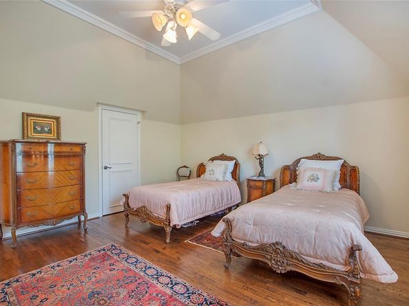 7848  Marquette Street , Dallas Texas 75225