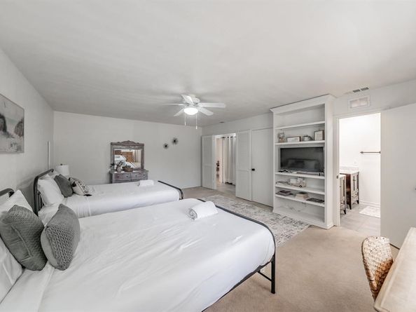 3048  Golfing Green Drive , Farmers Branch Texas 75234
