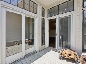 3235  Cole Avenue  95, Dallas Texas 75204