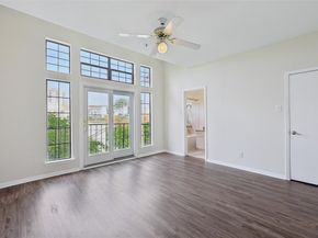 3235  Cole Avenue  95, Dallas Texas 75204