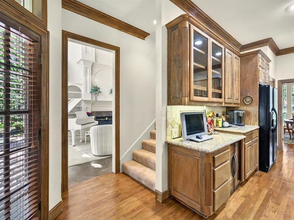4012  Brooks Court , Highland Village Texas 76226